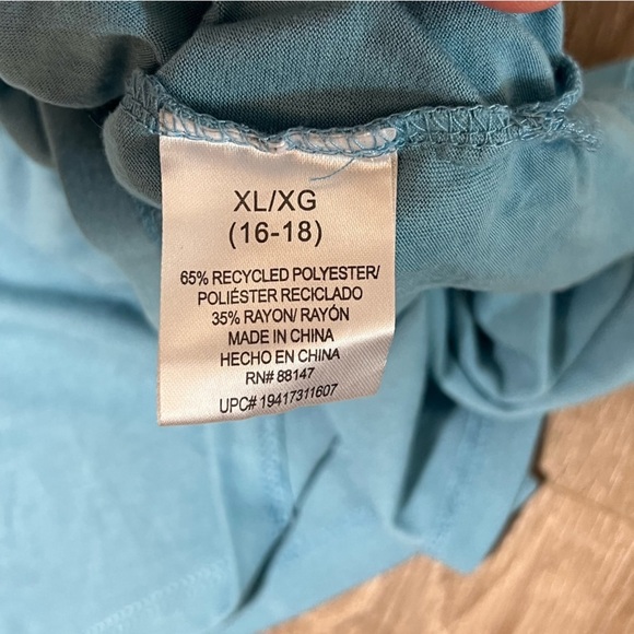 Disney tank top lilo and stitch size xl​​​ - Picture 4 of 6